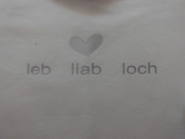 A Aufdruck leb liab loch