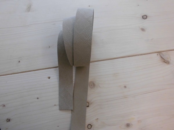 G SCHLANGENMUSETR BEIGE 4CM